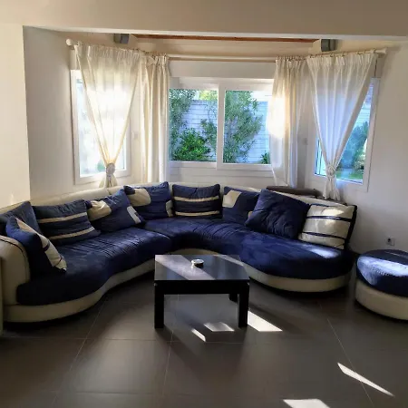 빌라 La Taniere, Piscine Et 300m De La 생-조르주-돌레롱