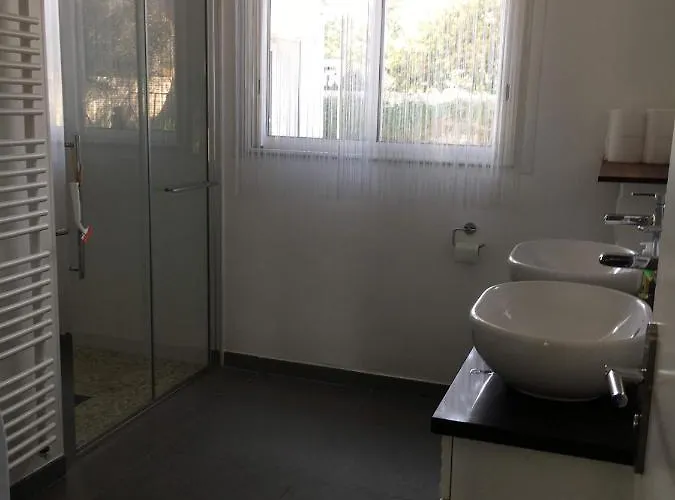 La Taniere, Piscine Et 300m De La Villa *